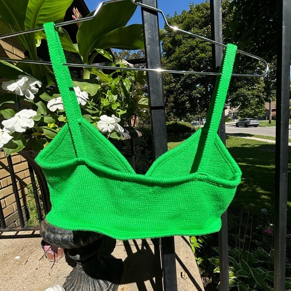 Lush green knit bra top. - Picture 3 of 3